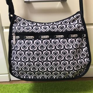 レスポートサック(LeSportsac)のレスポートサック☆ハート柄クラシックホーボー☆ハワイ(ショルダーバッグ)