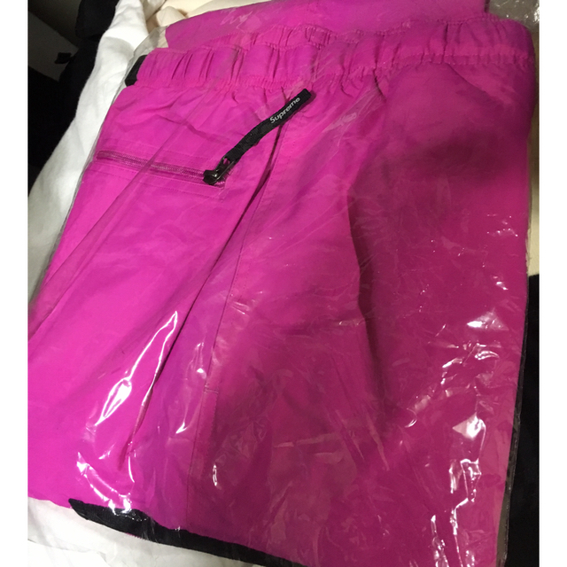 Supreme(シュプリーム)のTop様 専用 Nike supreme trail pink pants  メンズのパンツ(その他)の商品写真