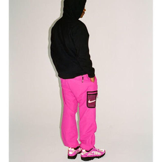 シュプリーム(Supreme)のTop様 専用 Nike supreme trail pink pants (その他)