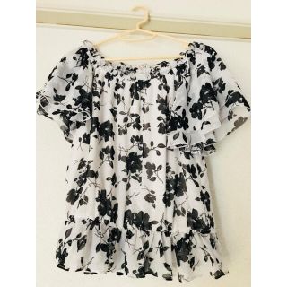 イング(INGNI)のINGNI花柄 シフォントップス(Tシャツ(半袖/袖なし))