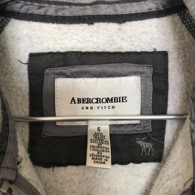 Abercrombie&Fitch(アバクロンビーアンドフィッチ)の美品♡アバクロンビー&フィッチ パーカー レディースのトップス(パーカー)の商品写真