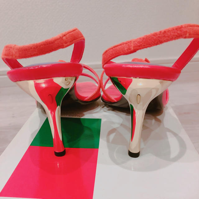 GINZA Kanematsu(ギンザカネマツ)の新品 Kanematsu  オレンジ色のサンダル レディースの靴/シューズ(サンダル)の商品写真