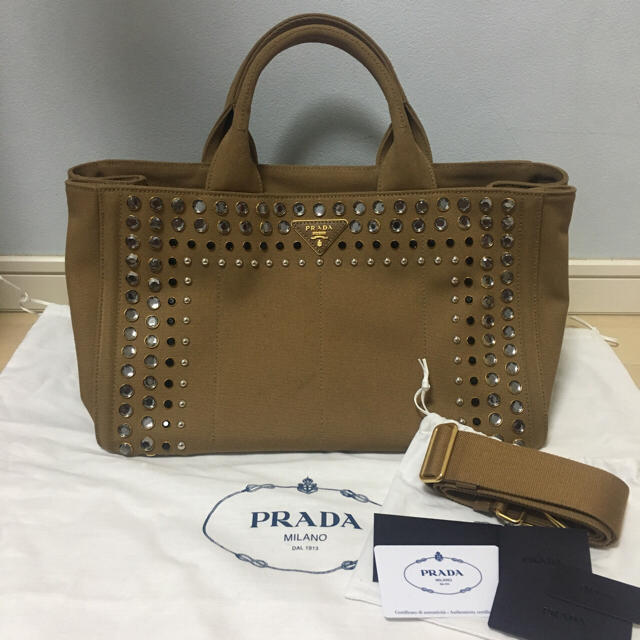 PRADA カナパ  ビジュー 3日間限定お値下げ