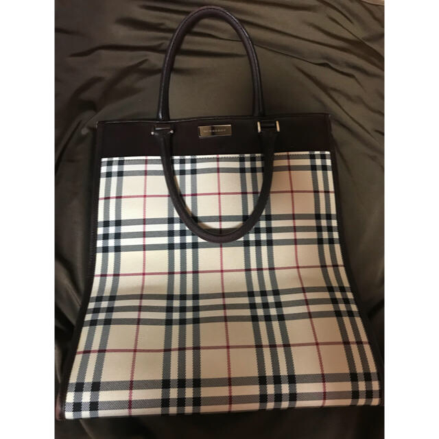 BURBERRY(バーバリー)のBurberry レディースのバッグ(ハンドバッグ)の商品写真