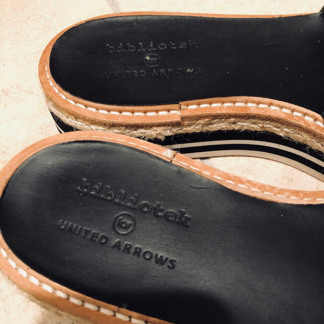 UNITED ARROWS(ユナイテッドアローズ)のUNITED ARROWS サンダル レディースの靴/シューズ(サンダル)の商品写真