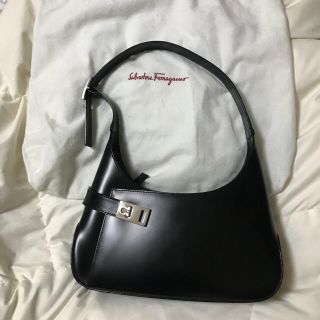 サルヴァトーレフェラガモ(Salvatore Ferragamo)のフェラガモ 超美品 ガンチーニハンドバッグ(ハンドバッグ)