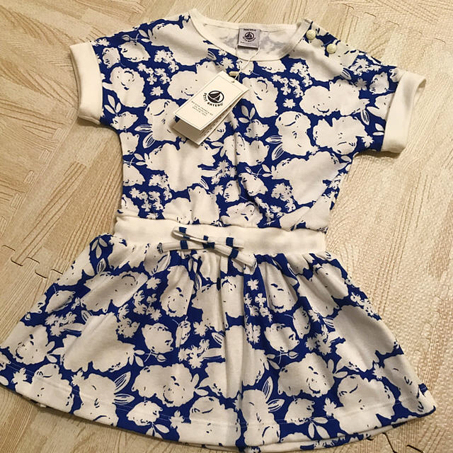 PETIT BATEAU(プチバトー)の【HIYO様ご専用】プチバトー 2点おまとめ キッズ/ベビー/マタニティのキッズ服女の子用(90cm~)(ワンピース)の商品写真