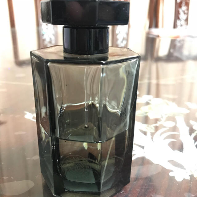 L'Artisan Parfumeur(ラルチザンパフューム)のラルチザン ミュール エ ムスク オードトワレ 100ml コスメ/美容の香水(香水(女性用))の商品写真