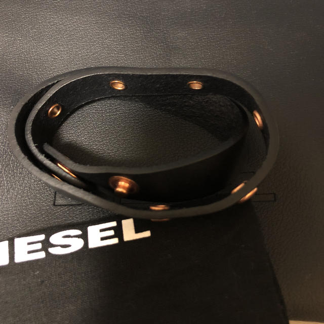 DIESEL(ディーゼル)のブレスレット レディースのアクセサリー(ブレスレット/バングル)の商品写真