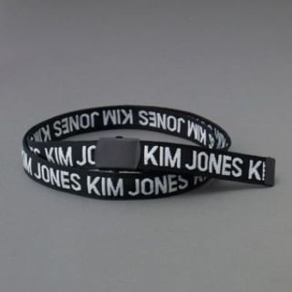 キムジョーンズ(KIM JONES)のKIM JONESとGUのコラボレーションアイテム(ベルト)