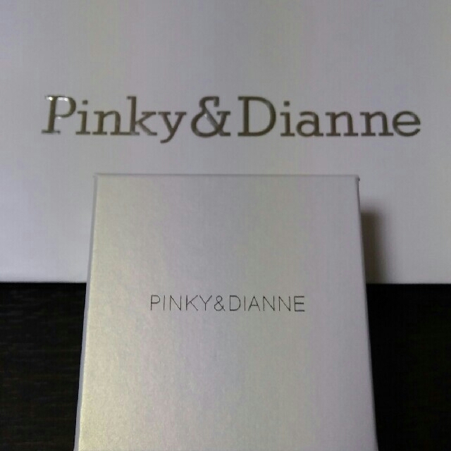 Pinky&Dianne(ピンキーアンドダイアン)の未使用！ピンダイネックレス　最終値下げ レディースのアクセサリー(ネックレス)の商品写真