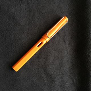 ラミー(LAMY)のラミー万年筆 限定カラー(オレンジ)(ペン/マーカー)