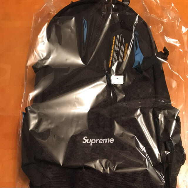 supreme backpack 黒