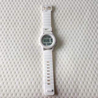 ニクソン(NIXON)のNIXON THE UNIT WHITE NA197100-00(腕時計(デジタル))