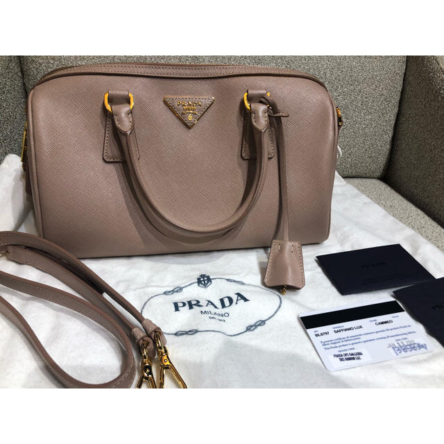 美品 袋 カード付 PRADA プラダ ロゴ 金具 レザー 本革 2way ハンドバッグ ミニ ボストンバッグ ショルダーバッグ ブラウン 茶 24136