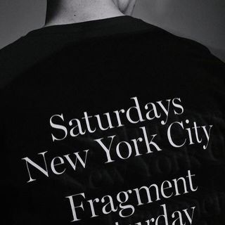 サタデーズサーフニューヨークシティー(SATURDAYS SURF NYC)のMサイズ Saturdays surf nyc fragment tee(Tシャツ/カットソー(半袖/袖なし))