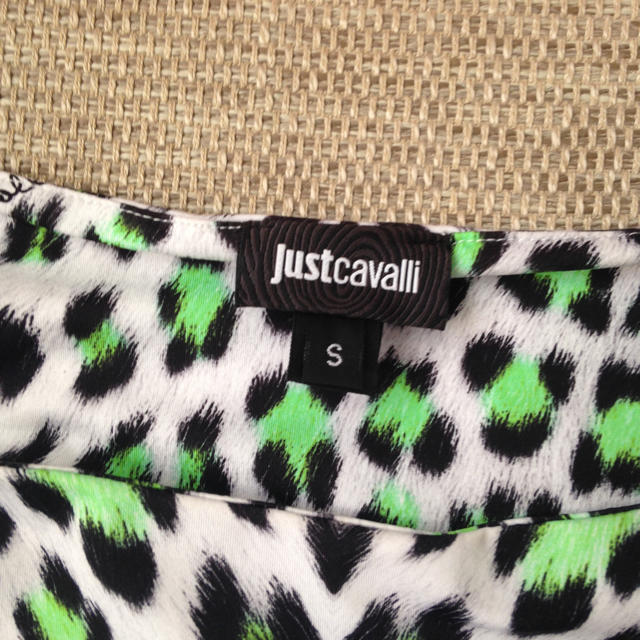 Just Cavalli(ジャストカヴァリ)の美品✨ジャストカヴァリ  レオパード セクシー ワンピース レディースのワンピース(ミニワンピース)の商品写真