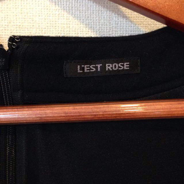 L'EST ROSE(レストローズ)のレストローズ❤️ウール生地ワンピ レディースのワンピース(ミニワンピース)の商品写真