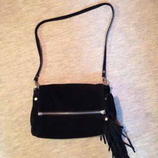 ザラ(ZARA)のZARAスエードバッグ(ショルダーバッグ)