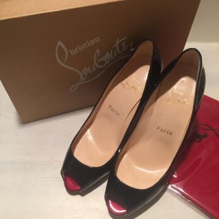 クリスチャンルブタン(Christian Louboutin)の美品クリスチャンルブタンオープントゥパンプス♡(ハイヒール/パンプス)