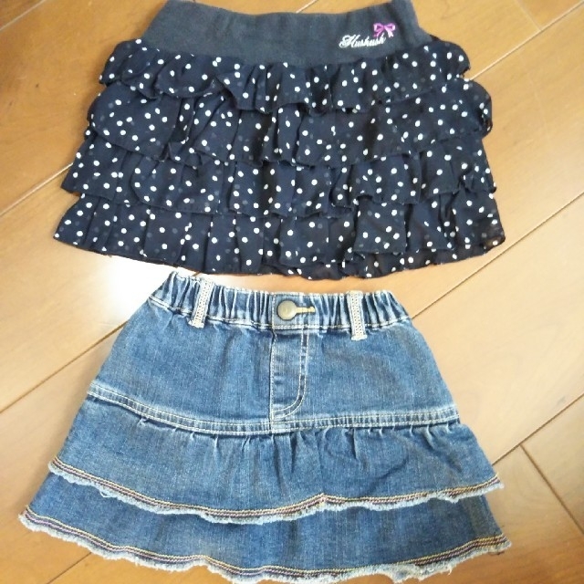 3can4on(サンカンシオン)のHushHushのスカートと3can4onデニムスカート キッズ/ベビー/マタニティのキッズ服女の子用(90cm~)(スカート)の商品写真