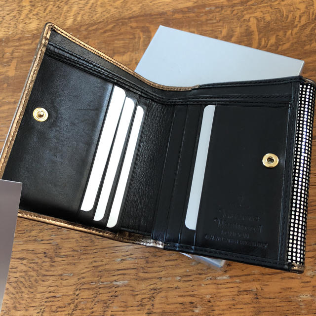 Vivienne Westwood メタリック折財布