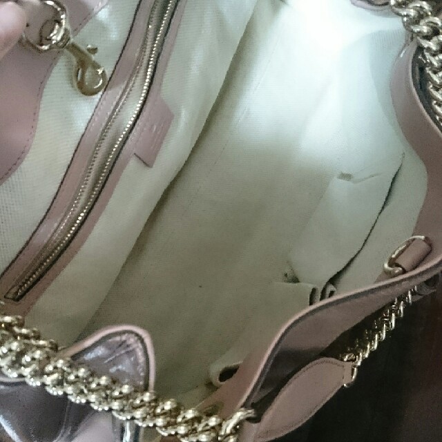 Gucci(グッチ)の未使用品に近い グッチ エナメル バッグ レディースのバッグ(トートバッグ)の商品写真