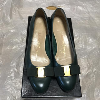 サルヴァトーレフェラガモ(Salvatore Ferragamo)のフェラガモ 靴(ハイヒール/パンプス)
