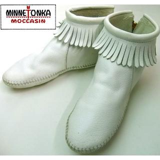 ミネトンカ(Minnetonka)の【MINNETONKA/ミネトンカフリンジミディアムブーツ(22.5～23cm(ブーツ)