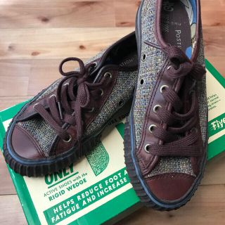 ピーエフフライヤーズ(PF-FLYERS)の【おかん様専用】PF Flyers スニーカー &チャイハネセット(スニーカー)