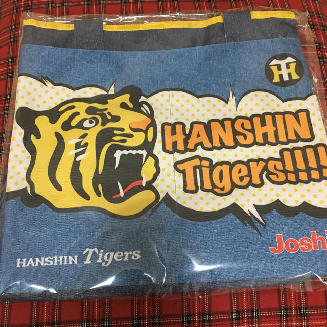阪神タイガース(ハンシンタイガース)の阪神タイガース トートバッグ スポーツ/アウトドアの野球(応援グッズ)の商品写真