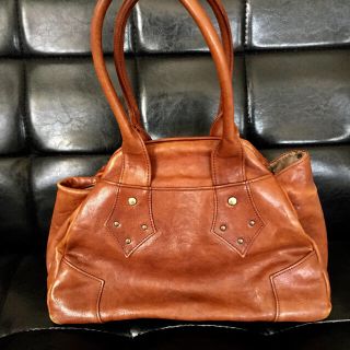 ヴィヴィアンウエストウッド(Vivienne Westwood)のVivienne Westwood／ヴィヴィアンウエストウッド レザーバッグ(ハンドバッグ)