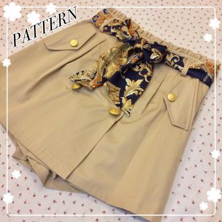 パターンフィオナ(PATTERN fiona)の定価約6000円♡新品♡PATTERN♡トレンチ キュロット♡ベージュ♡スカーフ(キュロット)