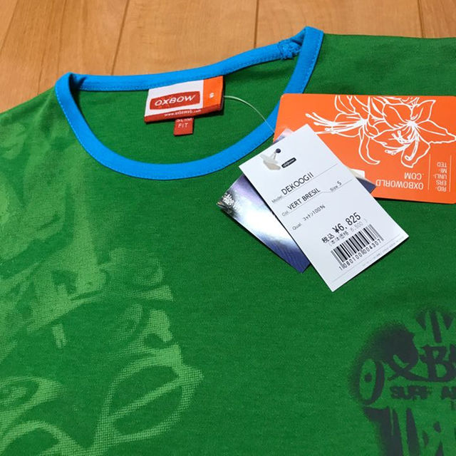 【新品】OXBOW Tシャツ/S/グリーン/サーファー メンズのトップス(Tシャツ/カットソー(半袖/袖なし))の商品写真