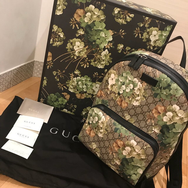 Gucci - 新品同様グッチGUCCI フラワー×GG 花柄 リュック バックパック フローラの通販 by momo｜グッチならラクマ