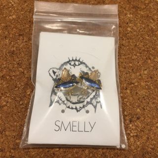 スメリー(SMELLY)のSMELLY ビジューイヤリング(イヤリング)