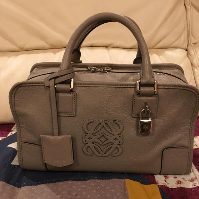 熱い販売 LOEWE - manonです♪ ハンドバッグ - hesnor.com