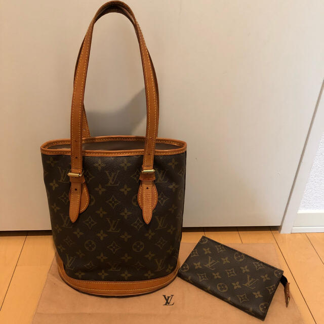 LOUIS VUITTON トートバッグ　バケットPM