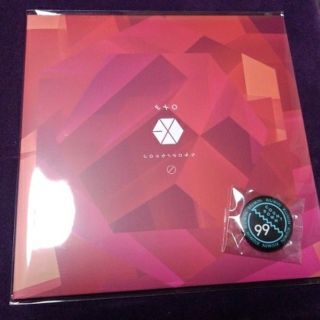 新品未開封　EXO　COUNTDOWN 会場限定　シウミンのバッヂ付き　バッジ(K-POP/アジア)