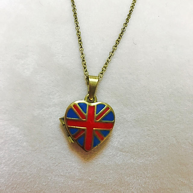 Cath Kidston(キャスキッドソン)の正規品 Cath kidstonハートペンダントネックレス レディースのアクセサリー(ネックレス)の商品写真