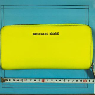 マイケルコース(Michael Kors)の【レアカラー】MICHAEL KORS 長財布 ネオンイエロー マイケルコース(財布)