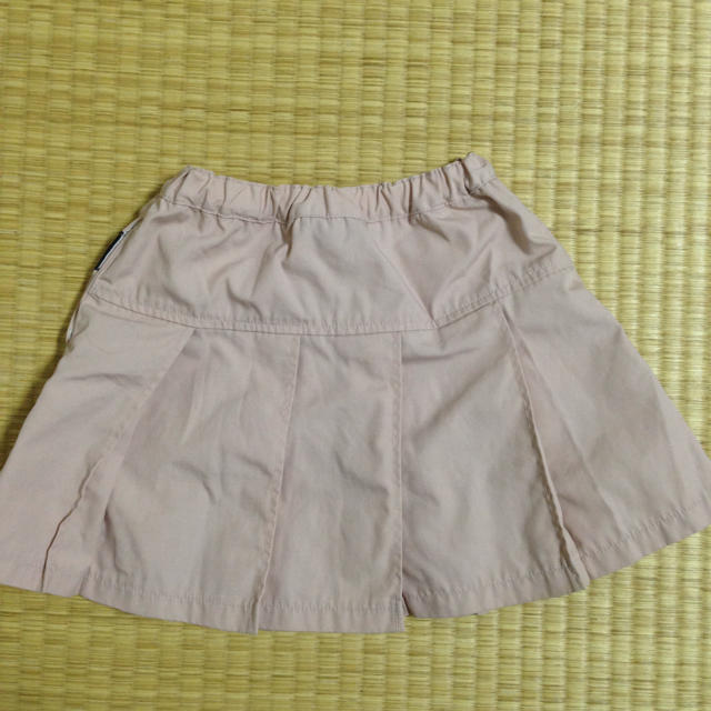 COMME CA ISM(コムサイズム)のコムサ 100 プリーツスカート COMME CA ISM キッズ/ベビー/マタニティのキッズ服女の子用(90cm~)(スカート)の商品写真