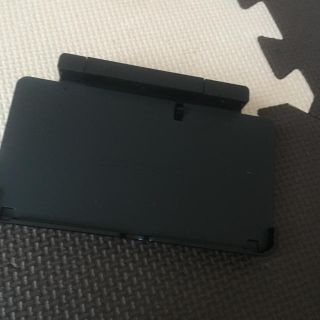 ニンテンドー3DS(ニンテンドー3DS)の3ds  充電器 台(バッテリー/充電器)