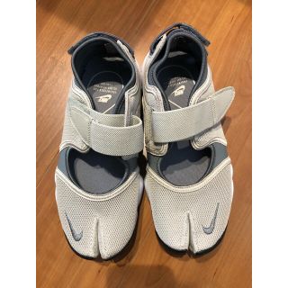 ナイキ(NIKE)のNIKE エアリフト グレー 24センチ(スニーカー)