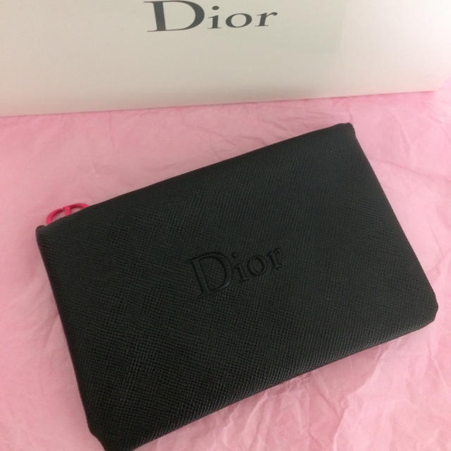 Dior(ディオール)の❤︎新品未使用❤︎Dior ポーチ ブラック×ピンク レディースのファッション小物(ポーチ)の商品写真