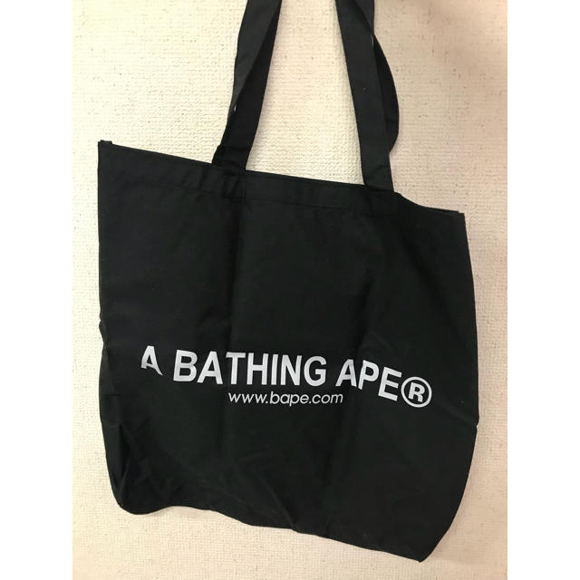 A BATHING APE(アベイシングエイプ)のショッピングバッグ メンズのバッグ(エコバッグ)の商品写真