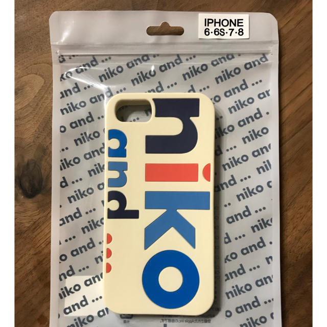 niko and...(ニコアンド)の送料込み！大人気✨Niko and…オリジナルロゴiPhoneケース2 スマホ/家電/カメラのスマホアクセサリー(iPhoneケース)の商品写真