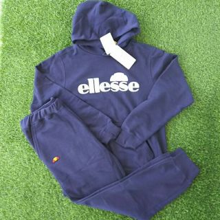 エレッセ(ellesse)の新品！エレッセスウェットパーカー パンツ上下セット Lサイズ ネイビー(スウェット)