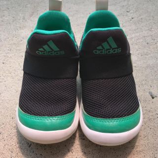 アディダス(adidas)のアディダス スニーカー(スニーカー)