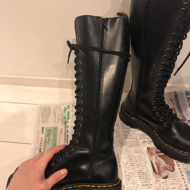 Dr.Martens - マーチン 20ホールの通販 by zzz|ドクター Dr.Martens - マーチン 20ホールの通販 by zzz|ドクター